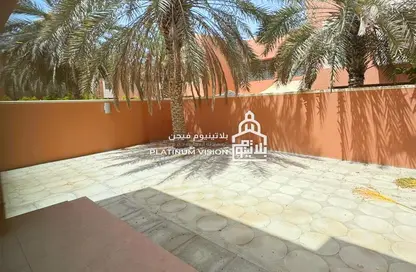فيلا - 4 غرف نوم - 5 حمامات للايجار في قرية المانجروف - ربدان - أبوظبي