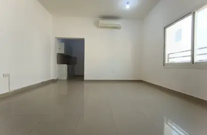 شقة - 1 حمام للايجار في مركز محمد بن زايد - مدينة محمد بن زايد - أبوظبي