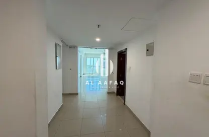 شقة - 2 غرف نوم - 2 حمامات للايجار في المجاز 3 - المجاز - الشارقة