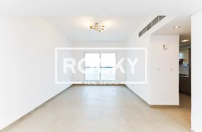 شقة - 2 غرف نوم - 3 حمامات للايجار في ديستريكت 17 - قرية الجميرا سركل - دبي