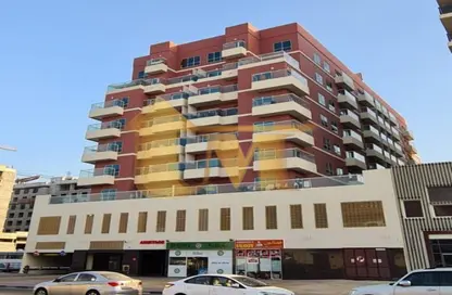 Apartment - 2 Bedrooms - 3 Bathrooms for rent in International City - Dubai
