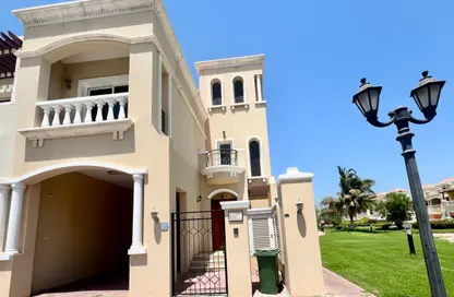 Townhouse - 2 Bedrooms - 2 Bathrooms for rent in The Townhouses at Al Hamra Village - Al Hamra Village - Ras Al Khaimah
