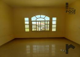Duplex - 4 bedrooms - 4 bathrooms for rent in Al Mraijeb - Al Jimi - Al Ain