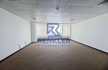 Office Space - Studio - 1 Bathroom for rent in Gold Tower (Au Tower) - JLT Cluster I - Jumeirah Lake Towers - Dubai