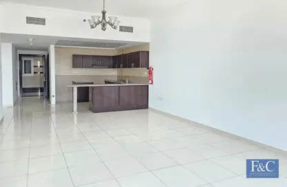 شقة - غرفة نوم - 1 حمام للايجار في برج ربيعة - مجان - دبي لاند - دبي