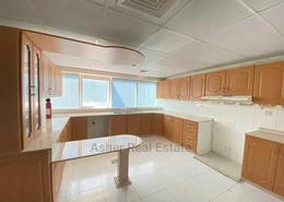 Huge Chiller Free AL Master Room Parking Free 65k.