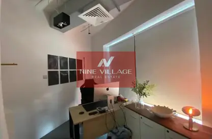 Office Space - Studio for rent in The Regal Tower - Business Bay - Dubai Office Space - Studio for rent in The Regal Tower - Business Bay - Dubai