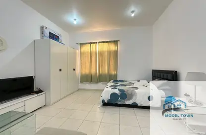 Apartment - Studio - 1 Bathroom for rent in Khalifa City A Villas - Khalifa City A - Khalifa City - Abu Dhabi