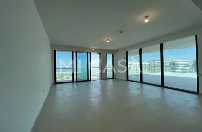 Apartment - 2 Bedrooms - 3 Bathrooms for rent in Al Beed Terrace - Al Raha Beach - Abu Dhabi