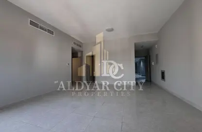 Apartment - 2 Bedrooms - 3 Bathrooms for rent in Al Jurf 3 - Al Jurf - Ajman Downtown - Ajman