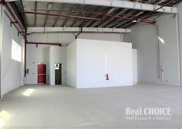 Warehouse - 1 bathroom for rent in Phase 1 - Dubai Investment Park - Dubai