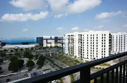 Apartment - 1 Bedroom - 1 Bathroom for rent in Waters Edge - Yas Island - Abu Dhabi