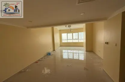 Apartment - 2 Bedrooms - 3 Bathrooms for rent in Al Khan Corniche - Al Khan - Sharjah