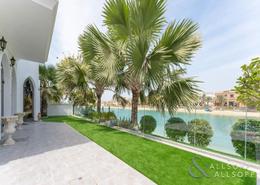 Villa - 5 bedrooms - 6 bathrooms for rent in Garden Homes Frond L - Garden Homes - Palm Jumeirah - Dubai