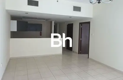 شقة - غرفة نوم - 2 حمامات للبيع في رويال ريزيدنس 2 - رويال ريزدنس - مدينة دبي الرياضية - دبي