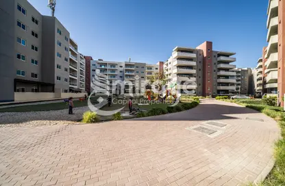 Apartment - 2 Bedrooms - 3 Bathrooms for rent in Tower 33 - Al Reef Downtown - Al Reef - Abu Dhabi