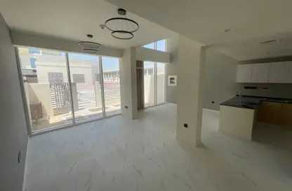 Townhouse - 3 Bedrooms - 4 Bathrooms for rent in Rukan 3 - Dubai Land - Dubai