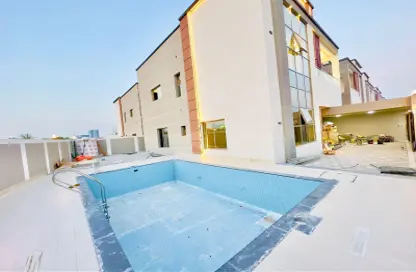 Villa - 5 Bedrooms - 7 Bathrooms for sale in Al Yasmeen 1 - Al Yasmeen - Ajman