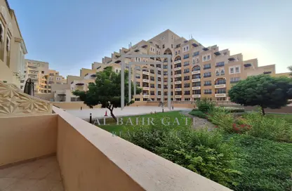 شقة - 1 حمام للايجار في فيروز - باب البحر - جزيرة المرجان - رأس الخيمة