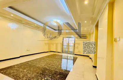 Apartment - 3 Bedrooms - 3 Bathrooms for rent in Al Rashidiya Towers - Al Rashidiya - Ajman Downtown - Ajman