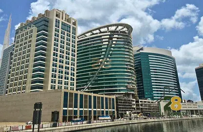 Apartment - 1 Bedroom - 1 Bathroom for rent in Bay's Edge - Business Bay - Dubai