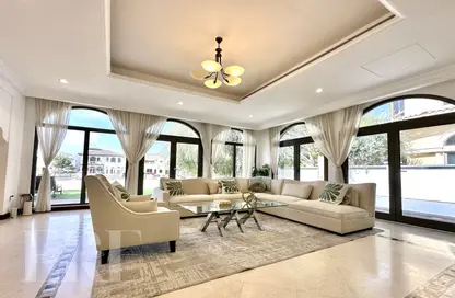 Villa - 5 Bedrooms - 7 Bathrooms for rent in Garden Homes Frond P - Garden Homes - Palm Jumeirah - Dubai