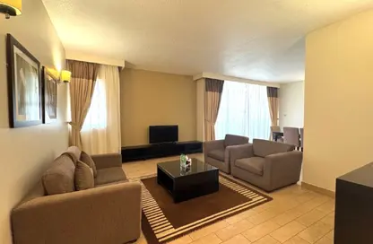 Apartment - 1 Bedroom - 2 Bathrooms for rent in The Apartments Dubai World Trade Centre A - The Apartments Dubai World Trade Centre - World Trade Center - Dubai