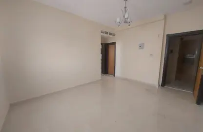 Apartment - 1 Bedroom - 1 Bathroom for rent in Muwailih Building - Muwaileh - Sharjah