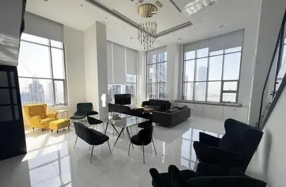 Apartment - 3 Bedrooms - 2 Bathrooms for sale in Executive Towers - Business Bay - Dubai