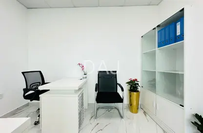 Office Space - Studio - 1 Bathroom for rent in Fatima Mohammad Ahmad Bin Suleiman Building - Al Raffa - Bur Dubai - Dubai