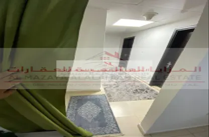 شقة - 2 غرف نوم - 2 حمامات للايجار في الممزر بلازا - شارع التعاون - التعاون - الشارقة
