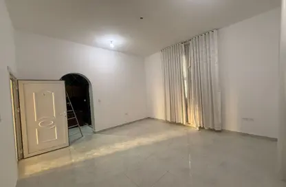 شقة - 1 حمام للايجار في مدينة شخبوط - أبوظبي