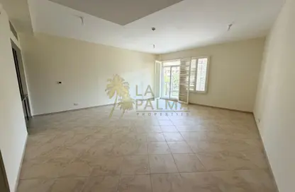 Apartment - 3 Bedrooms - 3 Bathrooms for sale in Dickens Circus 2 - Dickens Circus - Motor City - Dubai