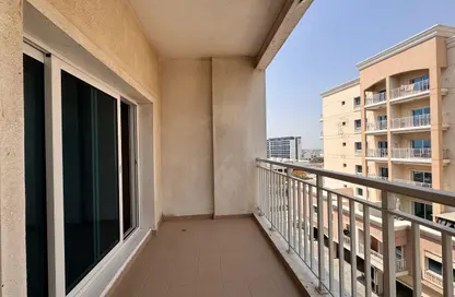 Apartment - 1 Bedroom - 2 Bathrooms for rent in Mazaya 19 - Queue Point - Dubai Land - Dubai
