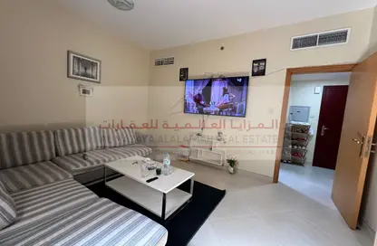 Apartment - 1 Bedroom - 1 Bathroom for rent in Al Khan Lagoon Tower - Al Khan Lagoon - Al Khan - Sharjah