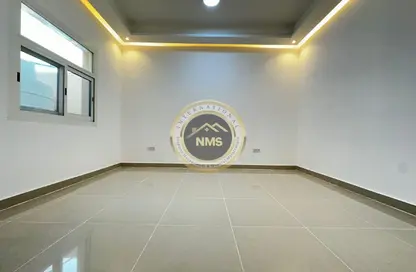 Apartment - Studio - 1 Bathroom for rent in Al Mushrif Villas - Al Mushrif - Abu Dhabi