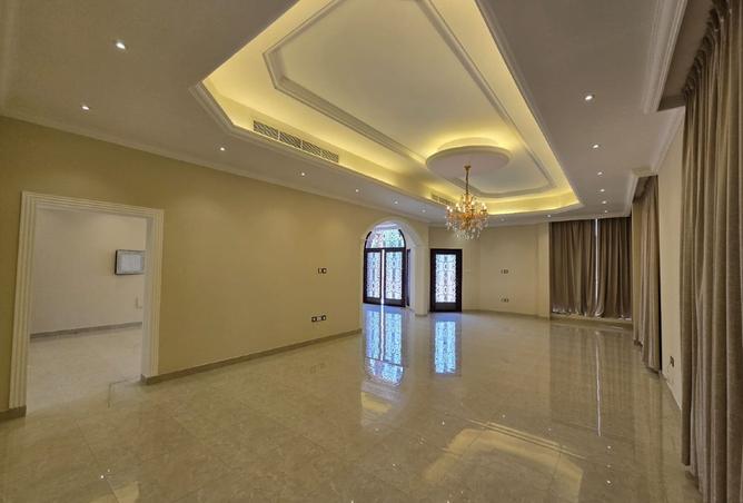 15205343 - Property Image 2