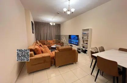 شقة - غرفة نوم - 2 حمامات للبيع في أورينت تاور 1 - أورينت تاور - البستان - عجمان