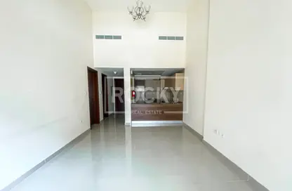 Apartment - 1 Bedroom - 2 Bathrooms for rent in Roxana Residence B - Roxana Residences - Jumeirah Village Circle - Dubai