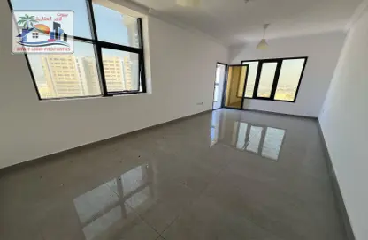 Apartment - 2 Bedrooms - 2 Bathrooms for rent in Gulfa Towers - Al Rashidiya 1 - Al Rashidiya - Ajman