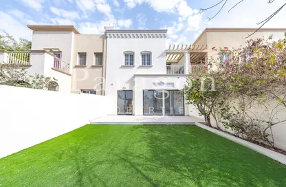 فيلا - 2 غرف نوم - 3 حمامات للبيع في الينابيع 9 - الينابيع - دبي