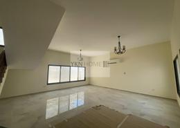 Empty Room image for: Villa - 6 bedrooms - 6 bathrooms for rent in Madinat Zayed - Abu Dhabi, Image 1