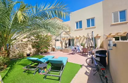 Villa - 2 Bedrooms - 3 Bathrooms for rent in Springs 1 - The Springs - Dubai