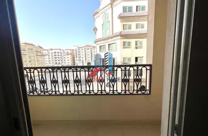 Apartment - 2 Bedrooms - 2 Bathrooms for rent in Muwaileh 29 Building - Muwaileh - Sharjah