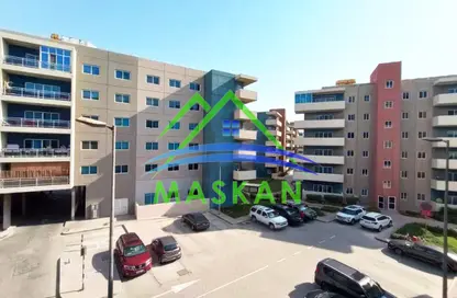 شقة - 3 غرف نوم - 4 حمامات للايجار في برج 33 - الريف داون تاون - مشروع الريف - أبوظبي