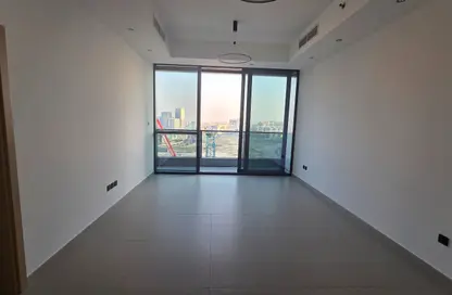 شقة - غرفة نوم - 2 حمامات للبيع في برج لا بلاج - الممزر - الشارقة - الشارقة