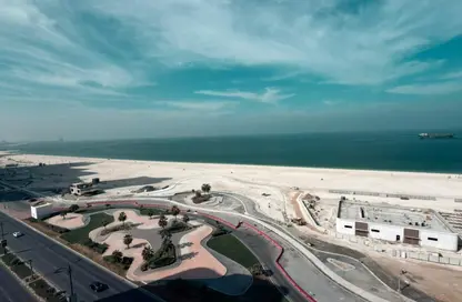 Apartment - 3 Bedrooms - 4 Bathrooms for rent in Corniche Tower - Ajman Corniche Road - Ajman