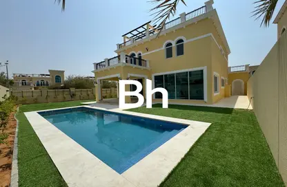 Villa - 4 Bedrooms - 5 Bathrooms for sale in Legacy Nova Villas - Jumeirah Park - Dubai