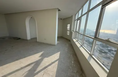 Apartment - 3 Bedrooms - 4 Bathrooms for rent in Al Rumailah 2 - Al Rumaila - Ajman