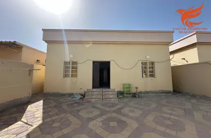 Villa - 2 Bedrooms - 2 Bathrooms for rent in Julfar - Ras Al Khaimah